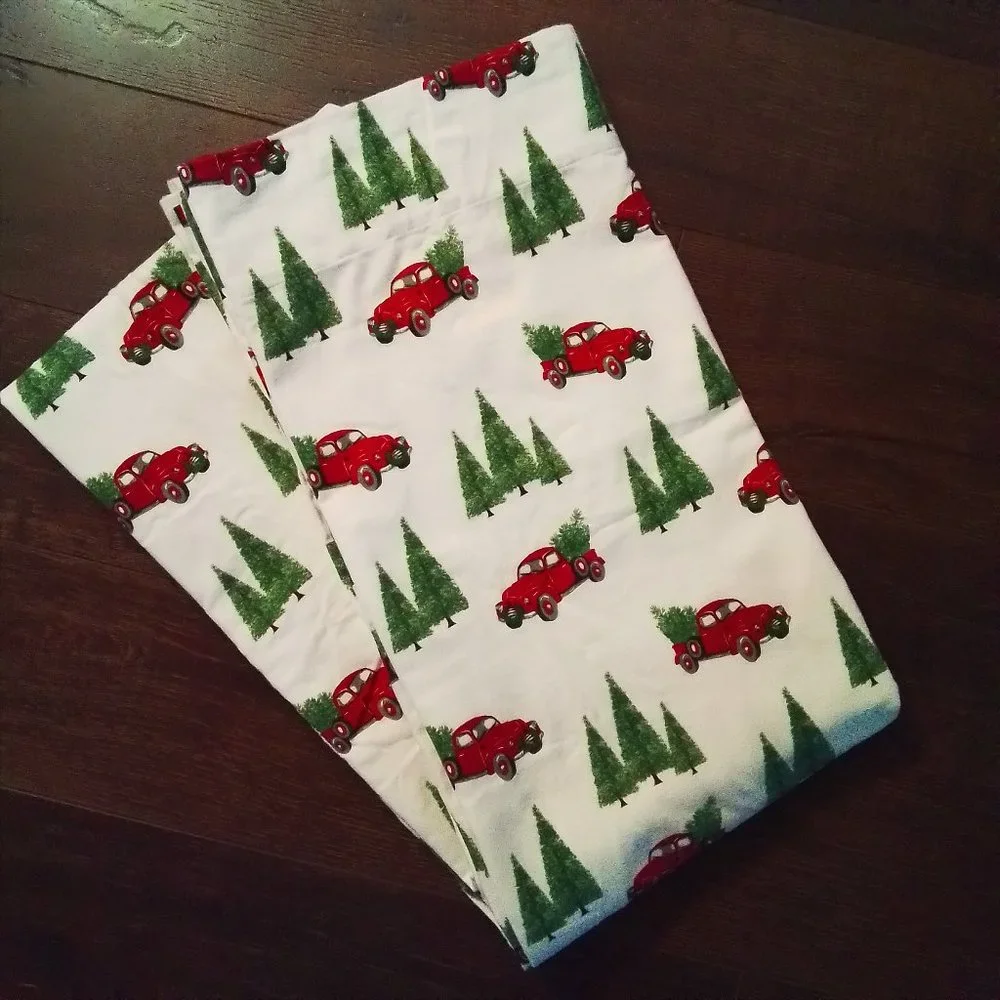 London Fog Turkish Flannel QUEEN Flat Sheet Vintage Christmas Farmhouse Trucks